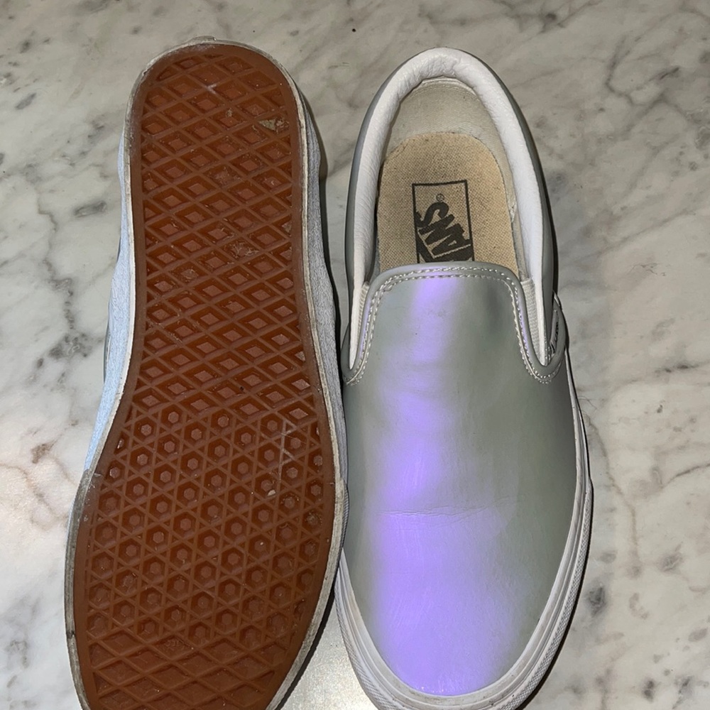 Vans - Picture 3 of 3